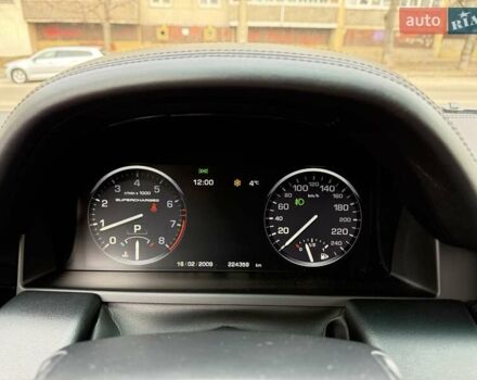 Черный Ленд Ровер Рендж Ровер, объемом двигателя 5 л и пробегом 220 тыс. км за 12999 $, фото 55 на Automoto.ua