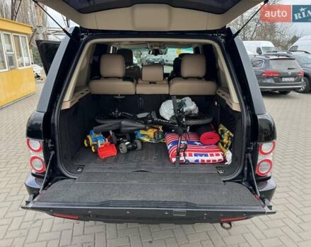 Чорний Ленд Ровер Рендж Ровер, об'ємом двигуна 4.37 л та пробігом 235 тис. км за 19500 $, фото 14 на Automoto.ua