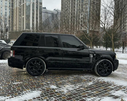 Черный Ленд Ровер Рендж Ровер, объемом двигателя 5 л и пробегом 180 тыс. км за 16000 $, фото 3 на Automoto.ua