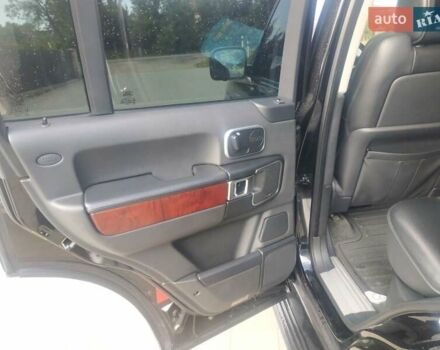 Черный Ленд Ровер Рендж Ровер, объемом двигателя 5 л и пробегом 212 тыс. км за 23000 $, фото 57 на Automoto.ua