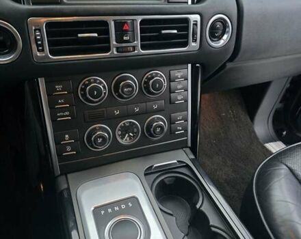 Чорний Ленд Ровер Рендж Ровер, об'ємом двигуна 4.37 л та пробігом 221 тис. км за 21500 $, фото 14 на Automoto.ua