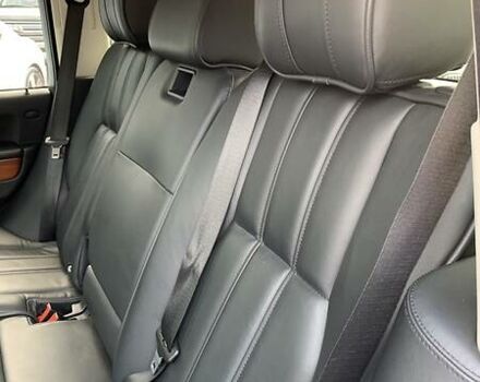 Чорний Ленд Ровер Рендж Ровер, об'ємом двигуна 4.4 л та пробігом 235 тис. км за 32700 $, фото 19 на Automoto.ua