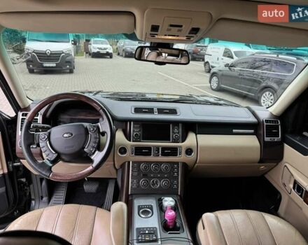 Чорний Ленд Ровер Рендж Ровер, об'ємом двигуна 4.37 л та пробігом 235 тис. км за 19500 $, фото 21 на Automoto.ua