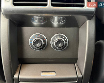 Черный Ленд Ровер Рендж Ровер, объемом двигателя 4.4 л и пробегом 272 тыс. км за 17900 $, фото 17 на Automoto.ua