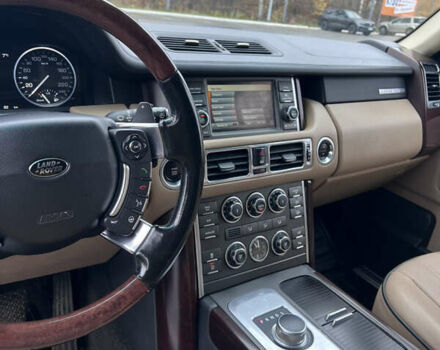 Чорний Ленд Ровер Рендж Ровер, об'ємом двигуна 4.4 л та пробігом 300 тис. км за 16700 $, фото 10 на Automoto.ua