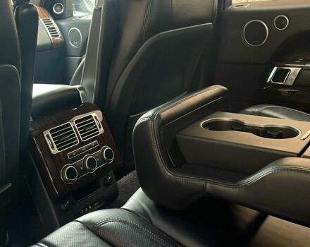 Черный Ленд Ровер Рендж Ровер, объемом двигателя 5 л и пробегом 220 тыс. км за 31200 $, фото 6 на Automoto.ua