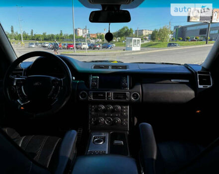 Ленд Ровер Рендж Ровер 2012 в Кривом Роге на Automoto.ua Черный Ленд Ровер Рендж Ровер, объемом двигателя 4.37 л и пробегом 273 тыс. км за 22500 $, фото 20 на Automoto.ua