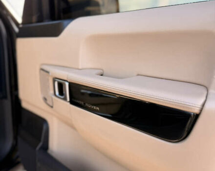 Чорний Ленд Ровер Рендж Ровер, об'ємом двигуна 5 л та пробігом 177 тис. км за 22500 $, фото 13 на Automoto.ua