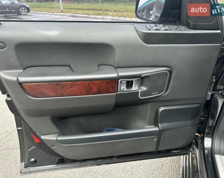 Черный Ленд Ровер Рендж Ровер, объемом двигателя 4.37 л и пробегом 270 тыс. км за 19500 $, фото 20 на Automoto.ua