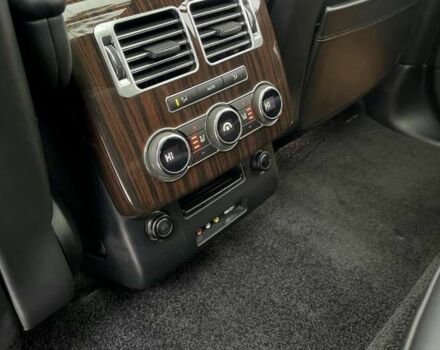 Черный Ленд Ровер Рендж Ровер, объемом двигателя 5 л и пробегом 220 тыс. км за 31200 $, фото 15 на Automoto.ua