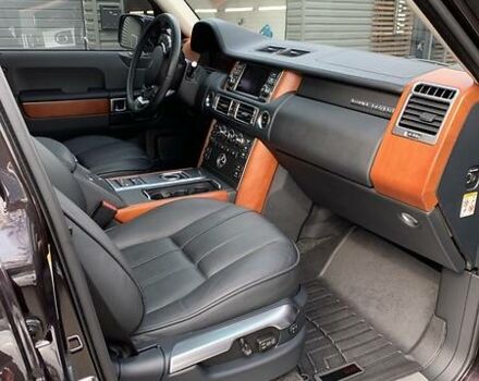 Чорний Ленд Ровер Рендж Ровер, об'ємом двигуна 4.4 л та пробігом 235 тис. км за 32700 $, фото 10 на Automoto.ua