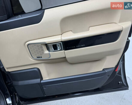 Черный Ленд Ровер Рендж Ровер, объемом двигателя 5 л и пробегом 82 тыс. км за 25500 $, фото 37 на Automoto.ua