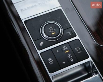 Чорний Ленд Ровер Рендж Ровер, об'ємом двигуна 5 л та пробігом 126 тис. км за 40000 $, фото 23 на Automoto.ua