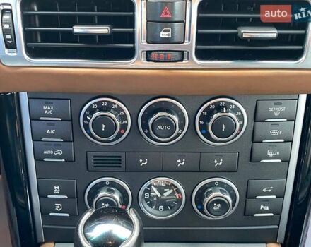 Чорний Ленд Ровер Рендж Ровер, об'ємом двигуна 5 л та пробігом 231 тис. км за 19999 $, фото 21 на Automoto.ua