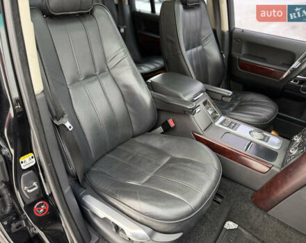 Черный Ленд Ровер Рендж Ровер, объемом двигателя 4.4 л и пробегом 272 тыс. км за 17900 $, фото 20 на Automoto.ua