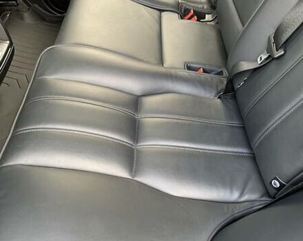 Чорний Ленд Ровер Рендж Ровер, об'ємом двигуна 4.4 л та пробігом 235 тис. км за 32700 $, фото 18 на Automoto.ua