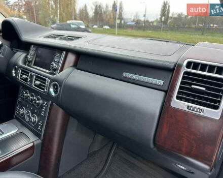 Черный Ленд Ровер Рендж Ровер, объемом двигателя 4.37 л и пробегом 270 тыс. км за 19500 $, фото 12 на Automoto.ua