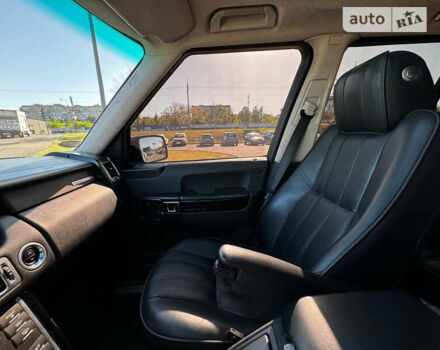 Ленд Ровер Рендж Ровер 2012 в Кривом Роге на Automoto.ua Черный Ленд Ровер Рендж Ровер, объемом двигателя 4.37 л и пробегом 273 тыс. км за 22500 $, фото 18 на Automoto.ua