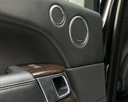 Черный Ленд Ровер Рендж Ровер, объемом двигателя 4.4 л и пробегом 218 тыс. км за 36000 $, фото 62 на Automoto.ua