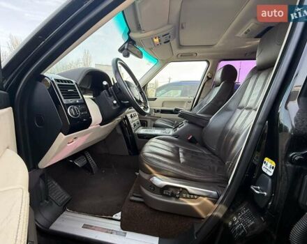 Черный Ленд Ровер Рендж Ровер, объемом двигателя 4.37 л и пробегом 190 тыс. км за 24900 $, фото 4 на Automoto.ua