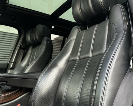 Черный Ленд Ровер Рендж Ровер, объемом двигателя 4.4 л и пробегом 218 тыс. км за 36000 $, фото 49 на Automoto.ua