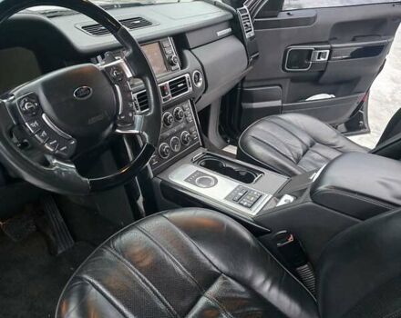 Чорний Ленд Ровер Рендж Ровер, об'ємом двигуна 4.37 л та пробігом 221 тис. км за 21500 $, фото 7 на Automoto.ua