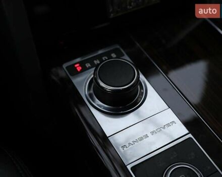 Чорний Ленд Ровер Рендж Ровер, об'ємом двигуна 5 л та пробігом 126 тис. км за 40000 $, фото 22 на Automoto.ua