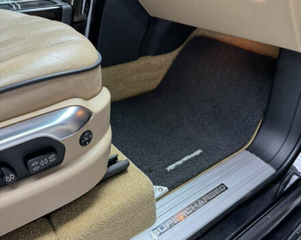 Черный Ленд Ровер Рендж Ровер, объемом двигателя 5 л и пробегом 82 тыс. км за 25500 $, фото 36 на Automoto.ua