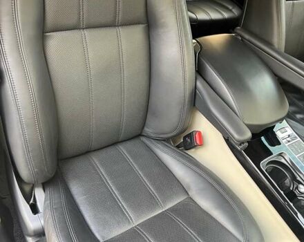 Черный Ленд Ровер Рендж Ровер, объемом двигателя 2.99 л и пробегом 137 тыс. км за 31000 $, фото 26 на Automoto.ua