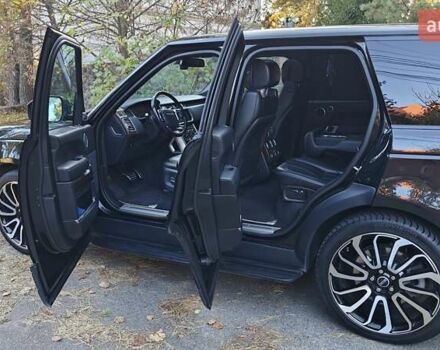 Черный Ленд Ровер Рендж Ровер, объемом двигателя 5 л и пробегом 137 тыс. км за 32000 $, фото 10 на Automoto.ua