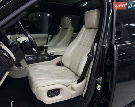 Черный Ленд Ровер Рендж Ровер, объемом двигателя 5 л и пробегом 177 тыс. км за 38900 $, фото 18 на Automoto.ua