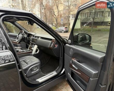 Чорний Ленд Ровер Рендж Ровер, об'ємом двигуна 5 л та пробігом 175 тис. км за 26950 $, фото 43 на Automoto.ua