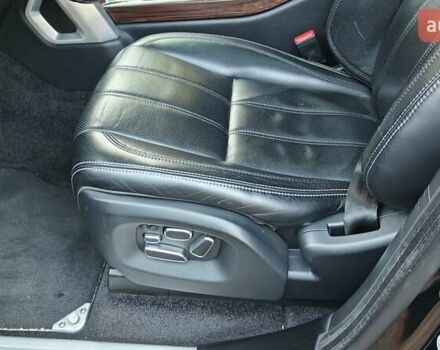 Черный Ленд Ровер Рендж Ровер, объемом двигателя 5 л и пробегом 137 тыс. км за 32000 $, фото 13 на Automoto.ua