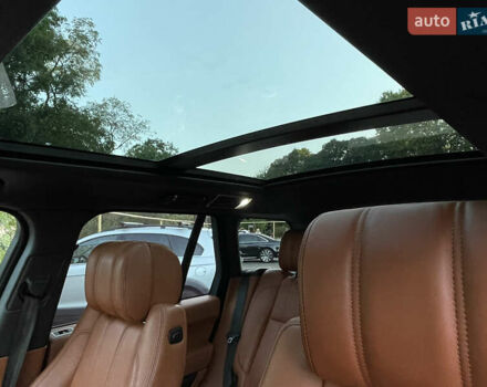 Чорний Ленд Ровер Рендж Ровер, об'ємом двигуна 5 л та пробігом 125 тис. км за 41000 $, фото 78 на Automoto.ua