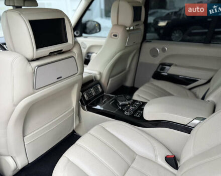 Чорний Ленд Ровер Рендж Ровер, об'ємом двигуна 5 л та пробігом 120 тис. км за 36500 $, фото 42 на Automoto.ua