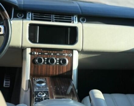 Чорний Ленд Ровер Рендж Ровер, об'ємом двигуна 5 л та пробігом 208 тис. км за 28000 $, фото 11 на Automoto.ua