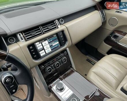 Чорний Ленд Ровер Рендж Ровер, об'ємом двигуна 4.4 л та пробігом 132 тис. км за 36800 $, фото 24 на Automoto.ua