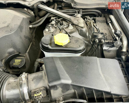 Чорний Ленд Ровер Рендж Ровер, об'ємом двигуна 5 л та пробігом 93 тис. км за 40000 $, фото 21 на Automoto.ua