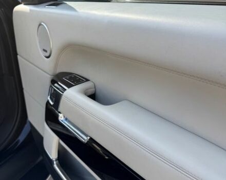 Чорний Ленд Ровер Рендж Ровер, об'ємом двигуна 5 л та пробігом 206 тис. км за 27900 $, фото 19 на Automoto.ua