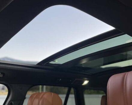 Чорний Ленд Ровер Рендж Ровер, об'ємом двигуна 5 л та пробігом 125 тис. км за 41000 $, фото 34 на Automoto.ua