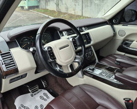 Чорний Ленд Ровер Рендж Ровер, об'ємом двигуна 5 л та пробігом 179 тис. км за 30000 $, фото 5 на Automoto.ua