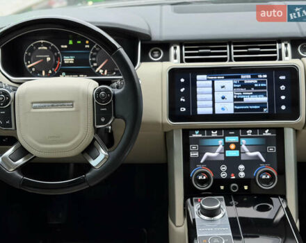 Чорний Ленд Ровер Рендж Ровер, об'ємом двигуна 5 л та пробігом 120 тис. км за 36500 $, фото 26 на Automoto.ua