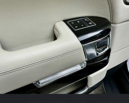 Черный Ленд Ровер Рендж Ровер, объемом двигателя 5 л и пробегом 98 тыс. км за 35000 $, фото 5 на Automoto.ua