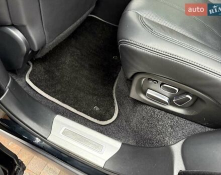 Чорний Ленд Ровер Рендж Ровер, об'ємом двигуна 5 л та пробігом 175 тис. км за 26950 $, фото 41 на Automoto.ua