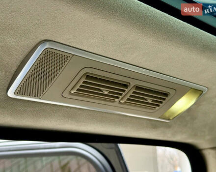 Чорний Ленд Ровер Рендж Ровер, об'ємом двигуна 4.4 л та пробігом 240 тис. км за 29500 $, фото 43 на Automoto.ua