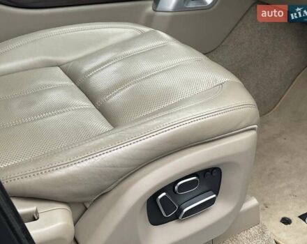 Чорний Ленд Ровер Рендж Ровер, об'ємом двигуна 4.4 л та пробігом 132 тис. км за 36800 $, фото 33 на Automoto.ua