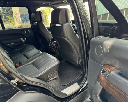 Чорний Ленд Ровер Рендж Ровер, об'ємом двигуна 5 л та пробігом 150 тис. км за 34999 $, фото 6 на Automoto.ua