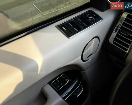 Черный Ленд Ровер Рендж Ровер, объемом двигателя 4.95 л и пробегом 159 тыс. км за 32000 $, фото 14 на Automoto.ua