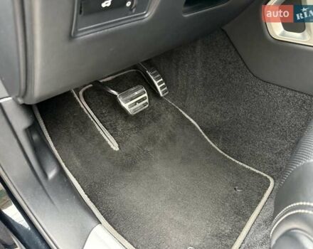 Чорний Ленд Ровер Рендж Ровер, об'ємом двигуна 5 л та пробігом 175 тис. км за 26950 $, фото 58 на Automoto.ua