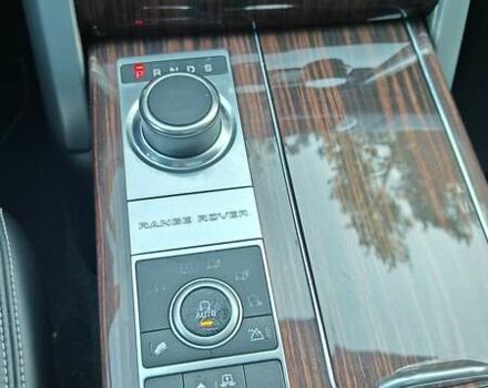 Черный Ленд Ровер Рендж Ровер, объемом двигателя 5 л и пробегом 137 тыс. км за 32000 $, фото 20 на Automoto.ua